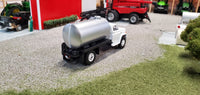 1/64 Greenlight toys Chevy C60 Fertilizer truck