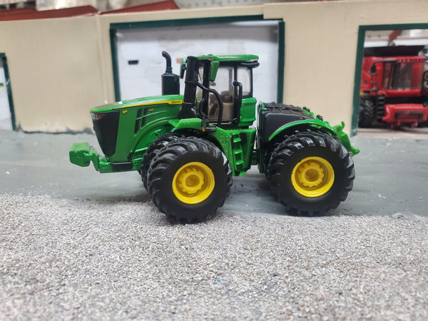 1/64 John Deere 9R 640 with duals