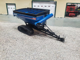 1/64 Kinze 1051 Soft Trac Grain Cart