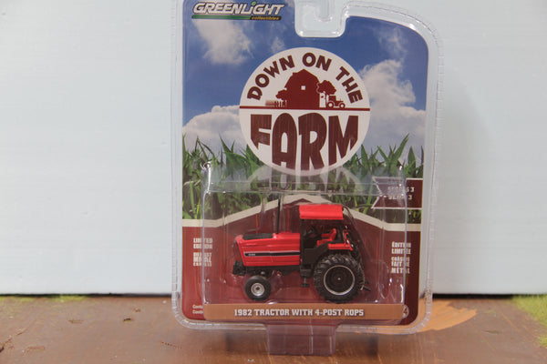 1/64 International tractor with 4 post ROPS