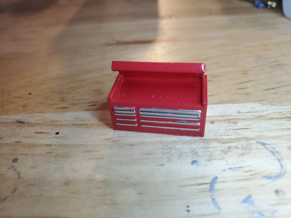 1/64 Bench Top toolbox open Painted